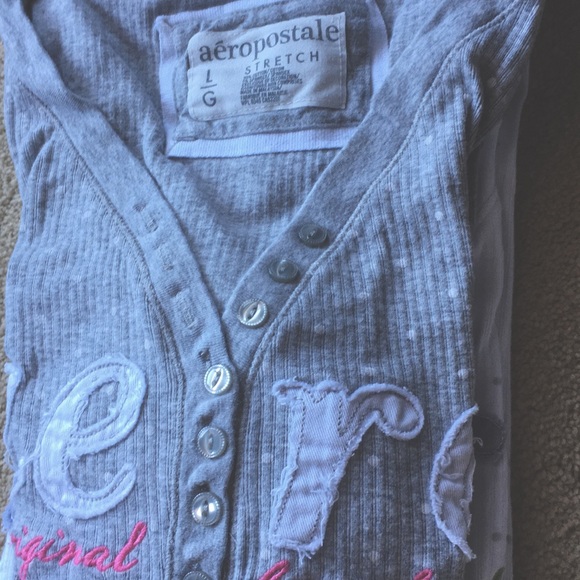 Aeropostale 3/4 sleeve tops - Picture 3 of 6